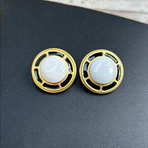 Vintage Gold and Black Clip On Earrings